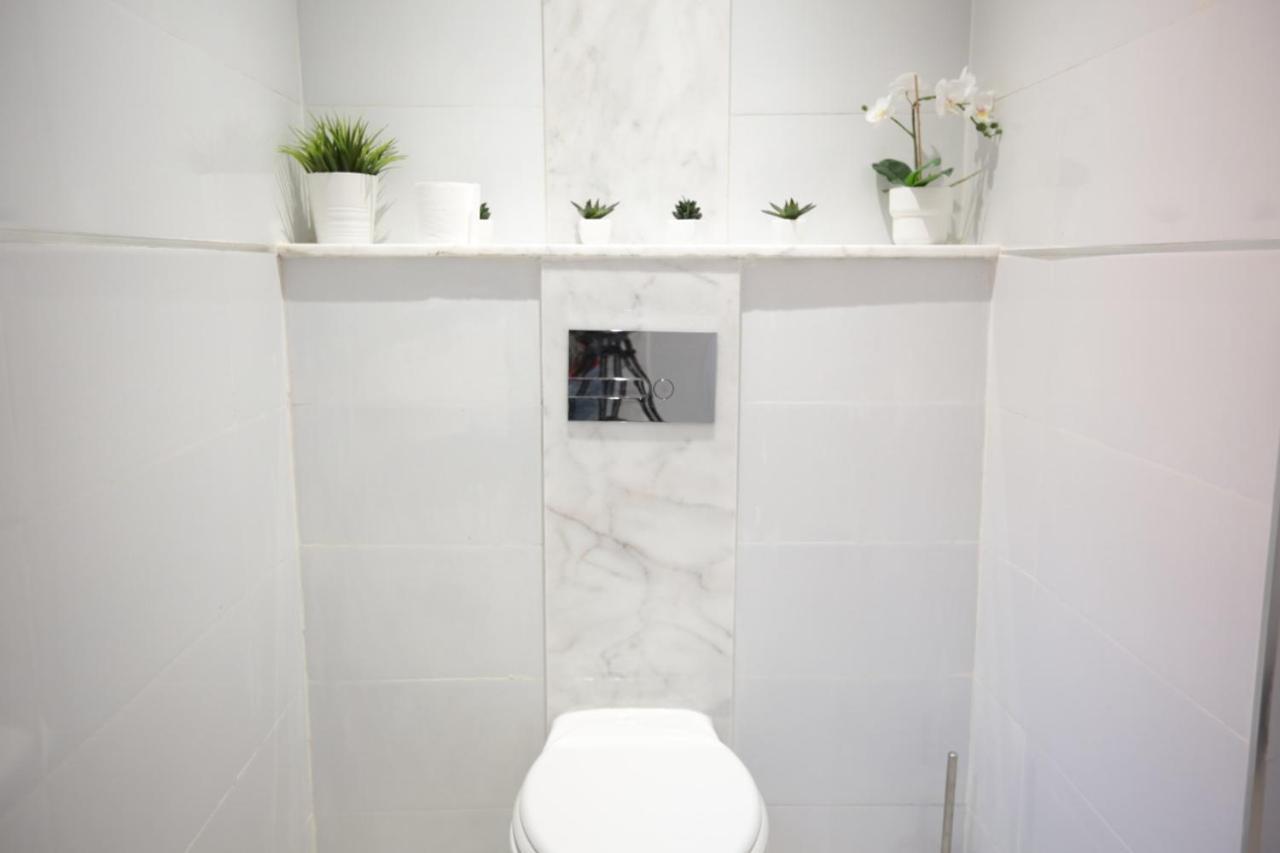 White Golden Appartement