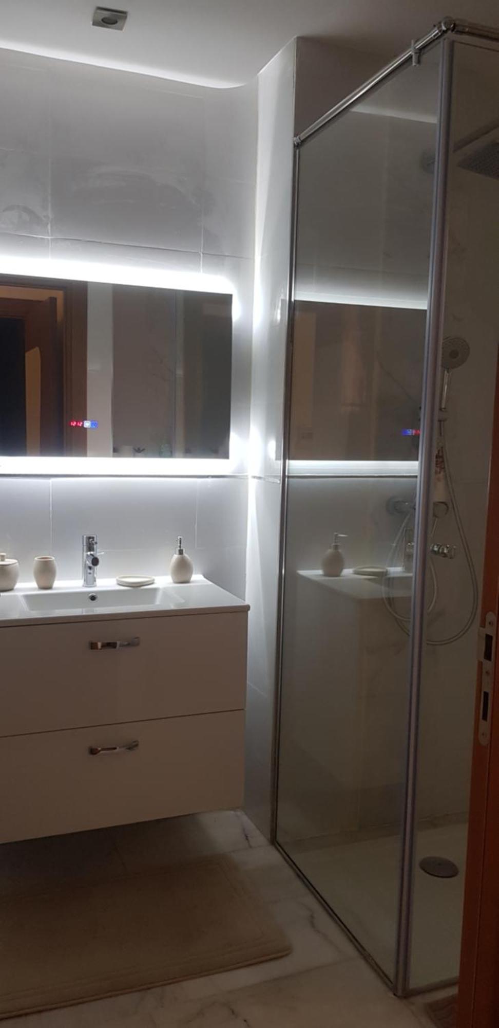 White Golden Appartement